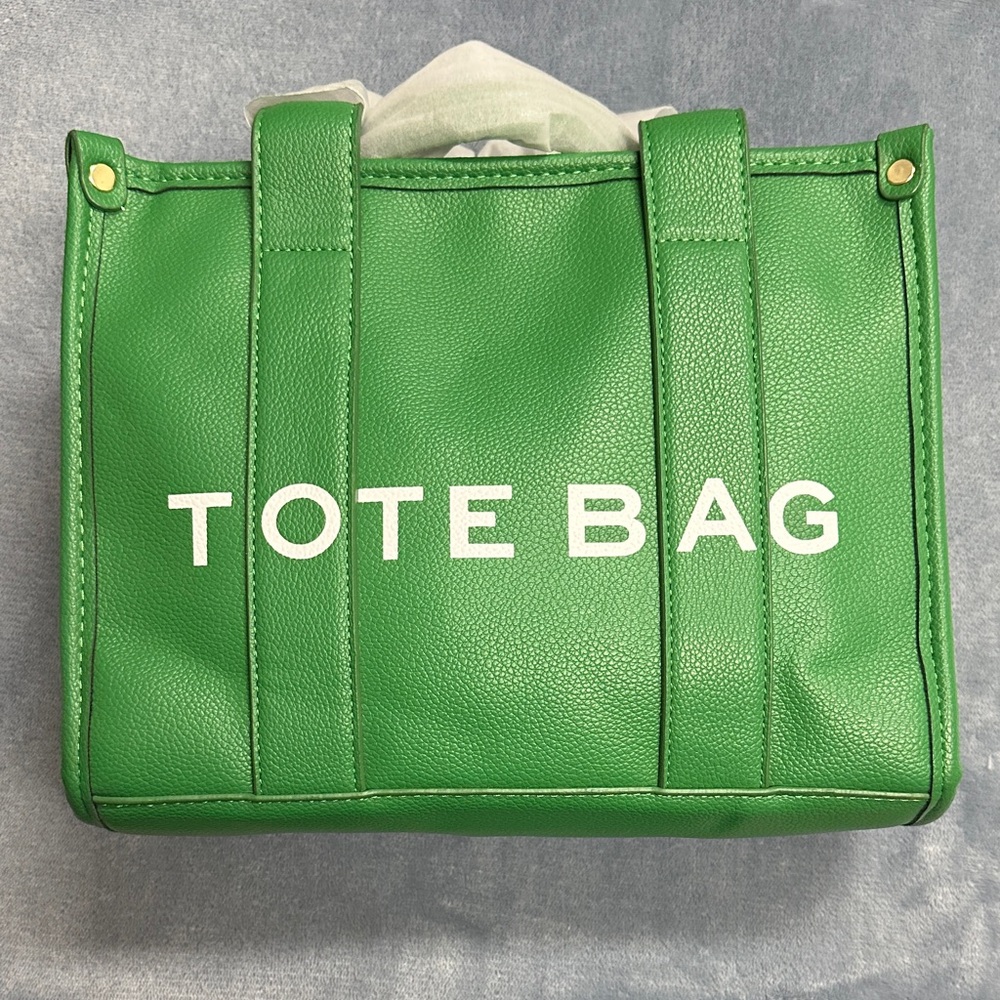 Green Tote Bag - Classic Women’s Everyday Tote